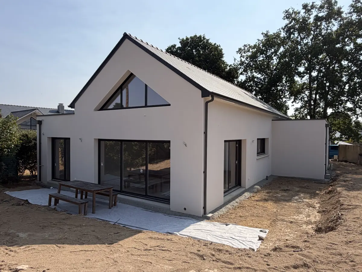 LAUNAY CONSTRUCTION